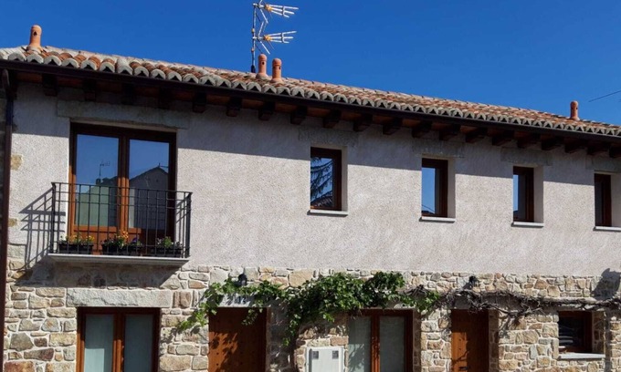 Buitrago del Lozoya Casa | CONFORTABLE CASA LA VILLA