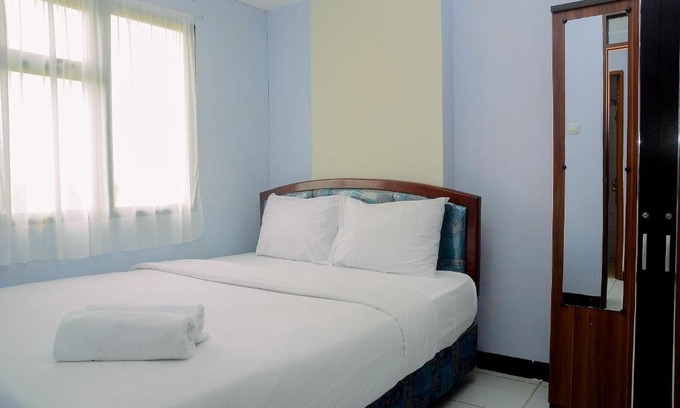 Bekasi Timur Apartamento | Comfortable 2BR Lagoon Resort Apartment By Travelio