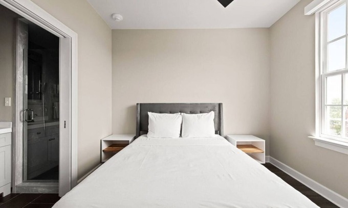 New Orleans Hotel | Comfortable 2BR Suite Steps from New Orleans' Best Sites