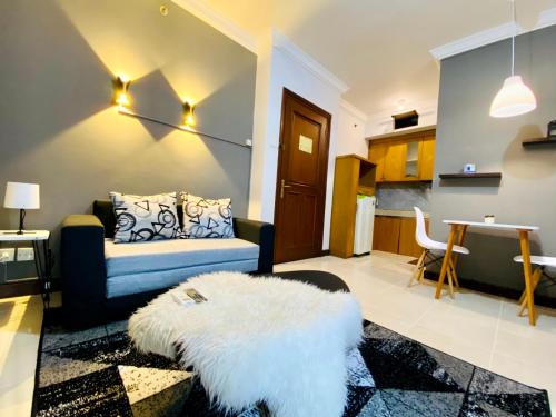 Bandung Apartamento | Comfortable 2BR @ The Majesty Hotel & Apartment By Parker House