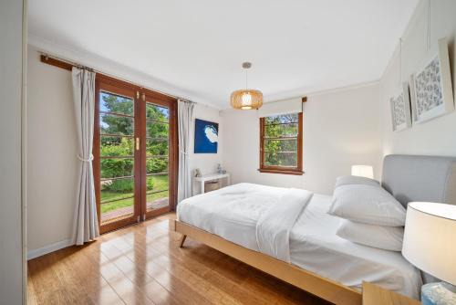 Narrabundah Casa | Comfortable 3-Bed Haven Near Canberra Attractions