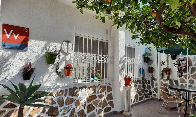 Santiago de la Ribera Casa | Comfortable 3-bed House, Santiago de la Ribera