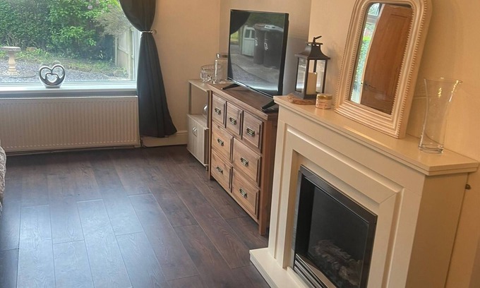 Newark upon Trent Casa | Cómoda casa de 3 dormitorios-ng5, capacidad para 5