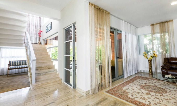 Punta Cana Village Casa | COMODA CASA DE 3 DORMITORIOS CON GRANDES ESPACIOS COMUNES Y MARAVILLOSA PISCINA.