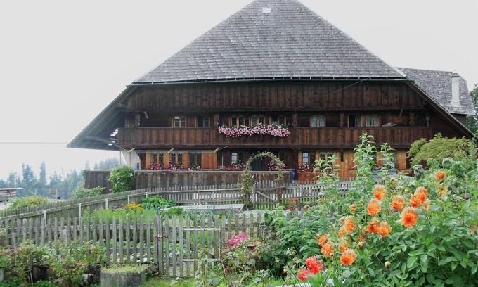 Trub Otro | Cómodo apartamento de 3 dormitorios con encanto rural en Emmental granja