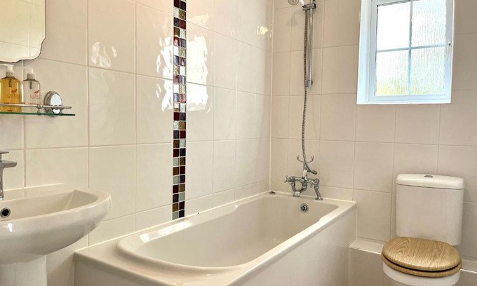 Bicester Casa | Comfortable 3 bedroomed house in Bicester