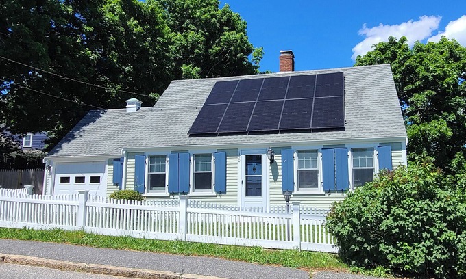 Wellfleet Casa | Comfortable 3BD--A/C, , Enclosed Outdoor Shower, Walk to Town, Pier & Mayo Beach