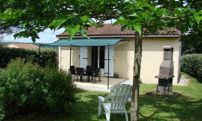 Salviac Cabaña | Cómoda casa de campo con piscina comunitaria climatizada entre Sarlat y Cahors