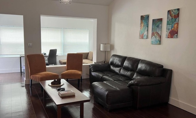 Parkside Casa | Comfortable and equipped House close to beaches-1820A