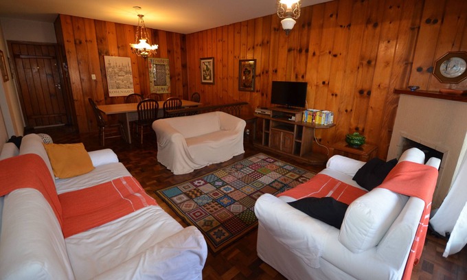 Capivari Apartamento | Confortable apt para 7 personas cerca del centro turístico de Campos do Jordão