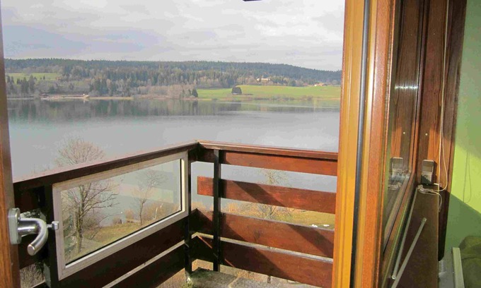 Malbuisson Apartamento | cómodo apartamento con impresionantes vistas del lago St Point