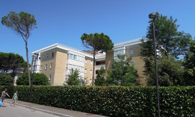 Bibione Pineda Apartamento | Comfortable apartment with parking near the beach