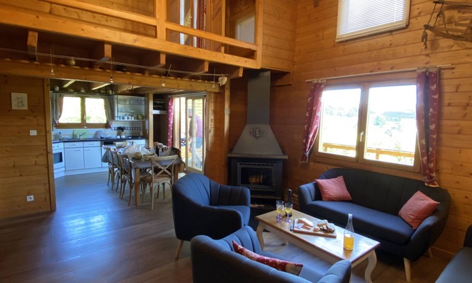 Liezey Chalet De Esquí | Cómodo chalet para 8-10 personas con sauna de 4 plazas.