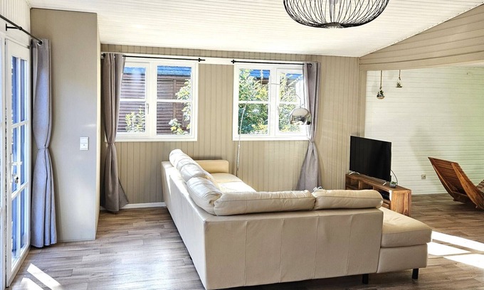Bohon Chalet De Esquí | Comfortable chalet in the heart of nature, near Durbuy center. Dogs allowed
