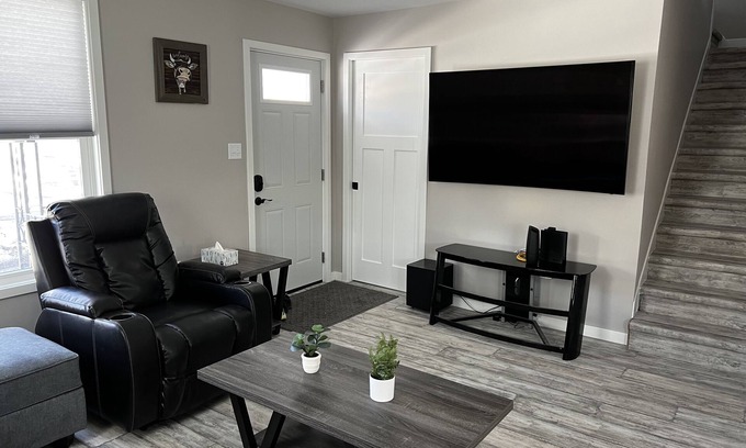 Wausau Casa | Comfortable! Clean! Centric!