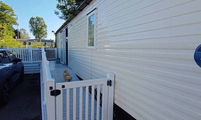Weymouth Cabina | Comfortable family caravan in Weymouth