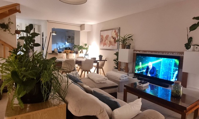 Chanteloup-en-Brie Casa | Cómoda y relajante casa a 5 minutos de Disneyland. Ideal para familias