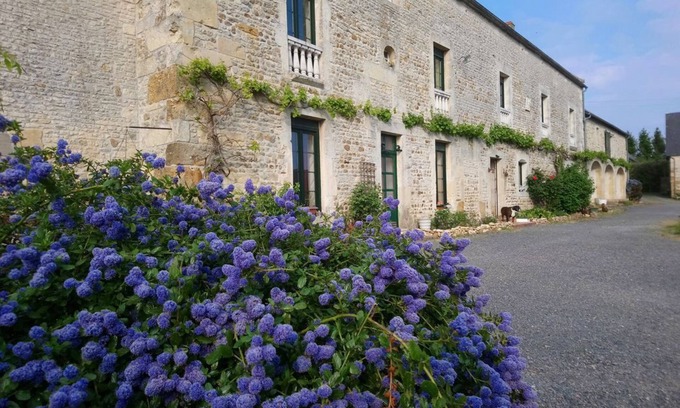 Fresney-le-Vieux Cama Y Desayuno | Comfortable gite for 8 people