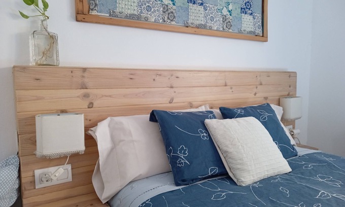 Santa Marina Apartamento | PLANTA BAJA CONFORTABLE, EN CASCO ANTIGUO