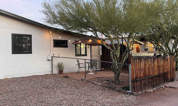 Rancho Feliz Casa | Comfortable Home Away from Home - Oro Valley Guest House
