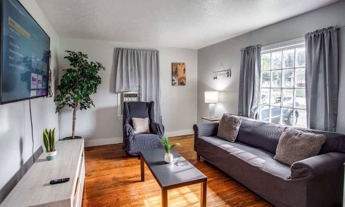 North Greece Casa | Comfortable Home Close to Everything Near Downtown