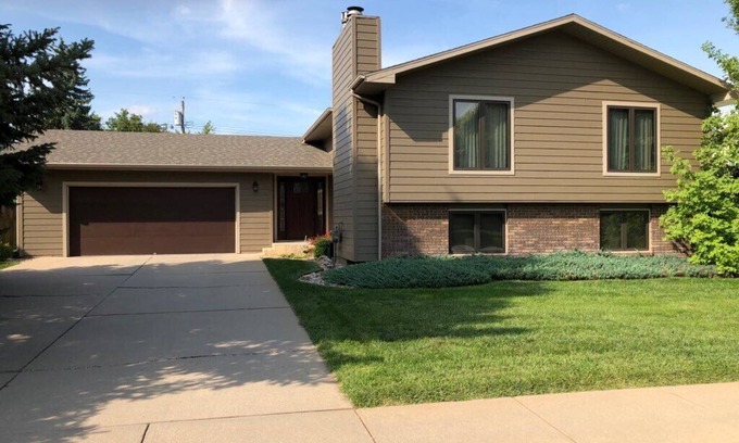 Rapid City Casa | Comfortable home in Rapid City for 2024 Rallly.