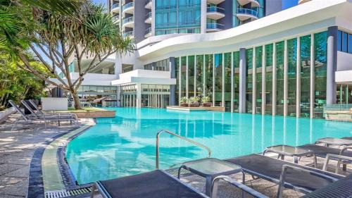 Surfers Paradise Hotel | Comfortable Hotel Studio at Legends Resort - CoastHM