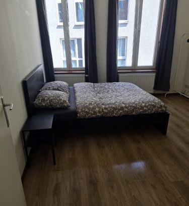 Mons Casa | Comfortable House in Mons 21B