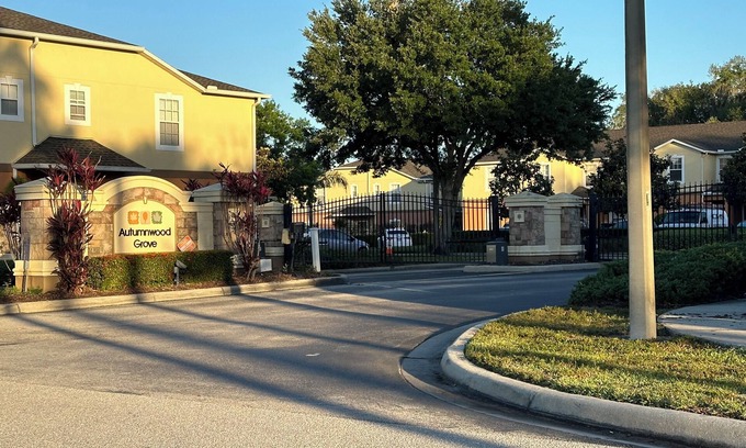 Lakeland Casa | Comfortable house with w/d, Pool, Internet and utilities included