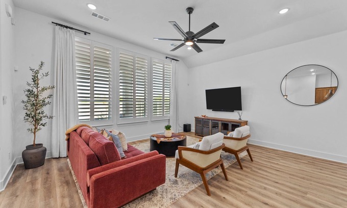 Argyle Casa | *** Comfortable Living in Argyle ***