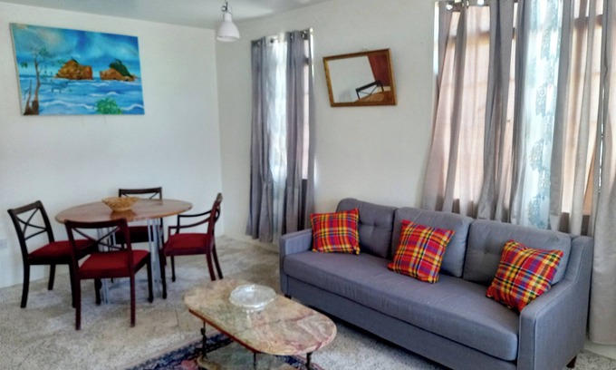 Calibishie Casa | Comfortable, local home with A/C and private verandah