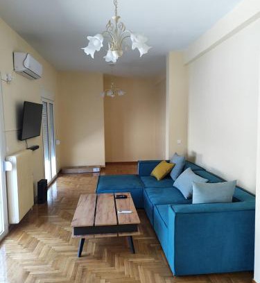 Kallithea Apartamento | Comfortable penthouse in Kallithea