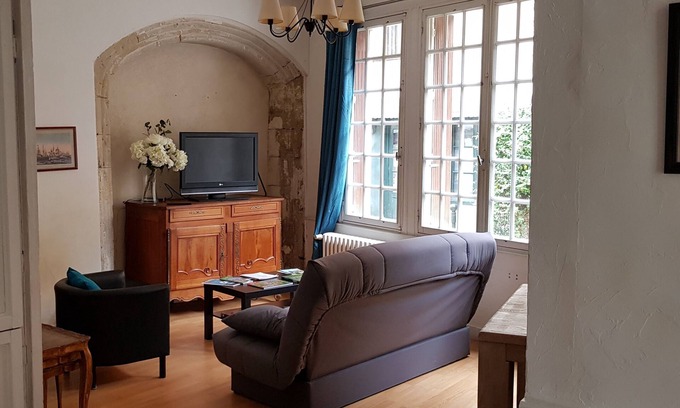 Chateau-Gontier Casa | Comfortable, quiet and bright central house 7pers