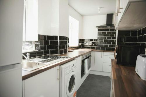 Aylestone Casa | Comfortable Room in Leicester