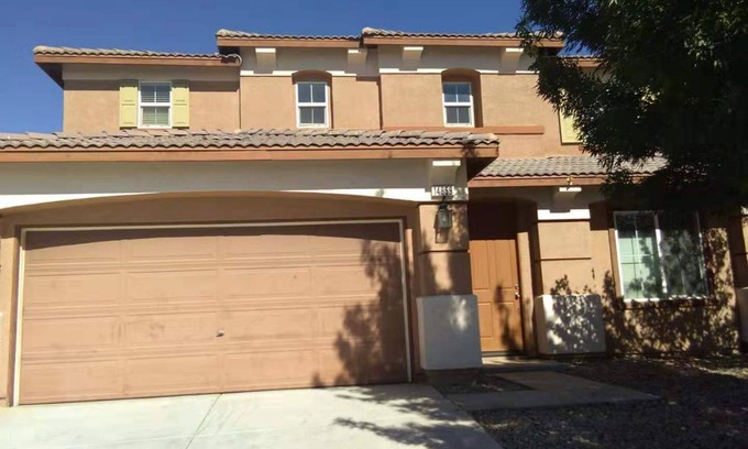 Victorville Casa | CASA INDIVIDUAL CONFORTABLE