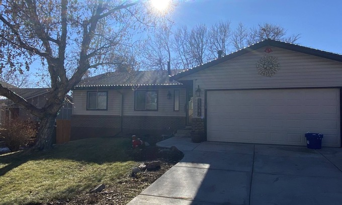 Green Mountain Casa | Comfortable Spacious 3 bedroom home