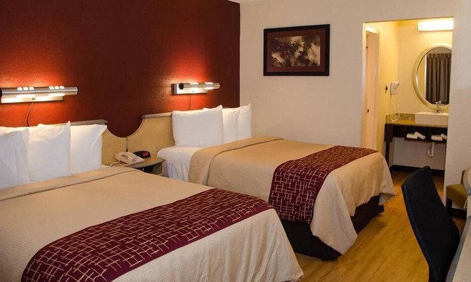 Williamsburg Casa | Comfortable Stay, Superb Location! Pet-Friendly, Free Parking!