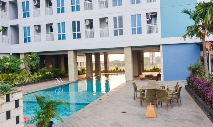 Bekasi Timur Apartamento | Comfortable Studio Apartment Grand Dhika City