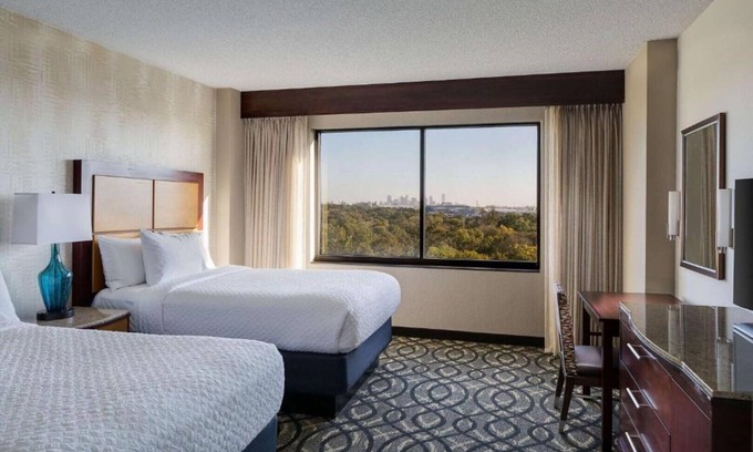 Buckner Terrace - Everglade Park Casa | Comfortable suites in East Dallas