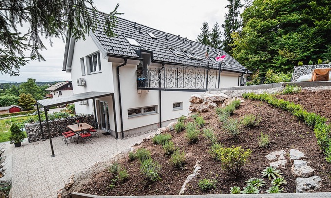 Preddvor Apartamento | Comfortable two bedroom apartment Rozalija
