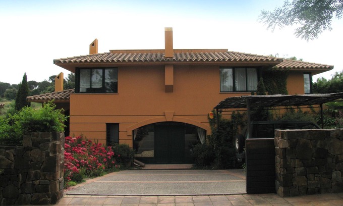 Navata Villa | Cómoda villa ubicada dentro del exclusivo Golf Resort Torremirona