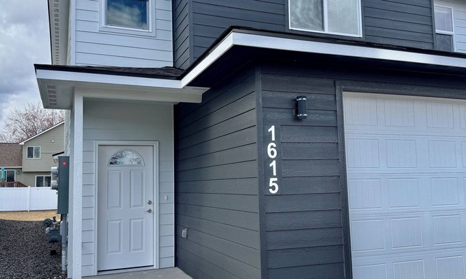 Greenacres Casa | Comfortable & Welcoming 3-Bedroom Home in Spokane Valley