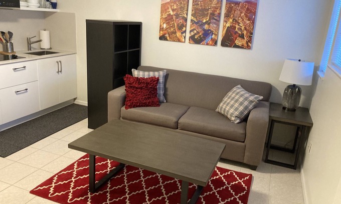 Riley Park-Little Mountain Apartamento | Comfortable, well located, 2 bedrooms in Vancouver