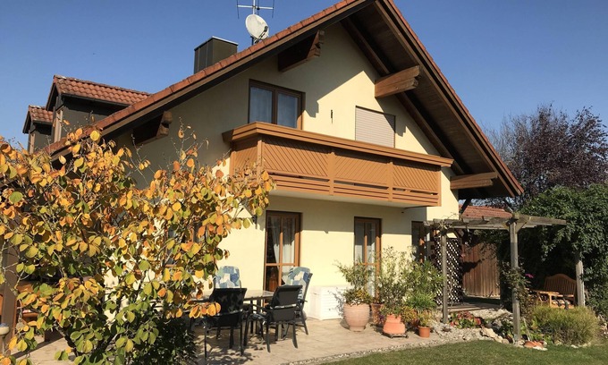 Pastetten Apartamento | Apartamento confortable en el barrio de Pastetten Erding