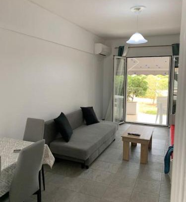 Saronida Apartamento | Comfortably placed near the sea