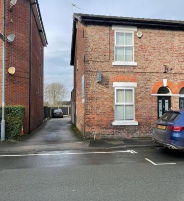 Alderley Edge Apartamento | Comfy 1BD Retreat in the Heart of Alderley Edge
