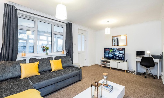 Tilbury Apartamento | Comfy 2BD House-Tilbury Docks, Thurrock, Grays