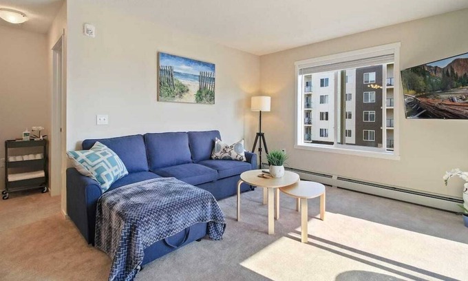 Calgary Condominio | Comfy 2BR+2BathCondo near Airport+AC+HeatedParking