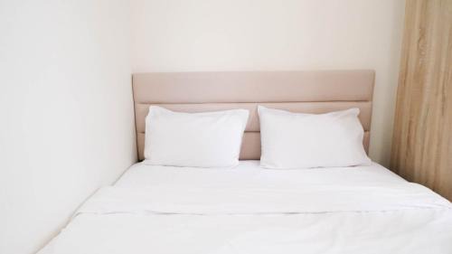 Surabaya Apartamento | Comfy 2BR Apartment at Puncak Kertajaya Surabaya near ITS By Travelio