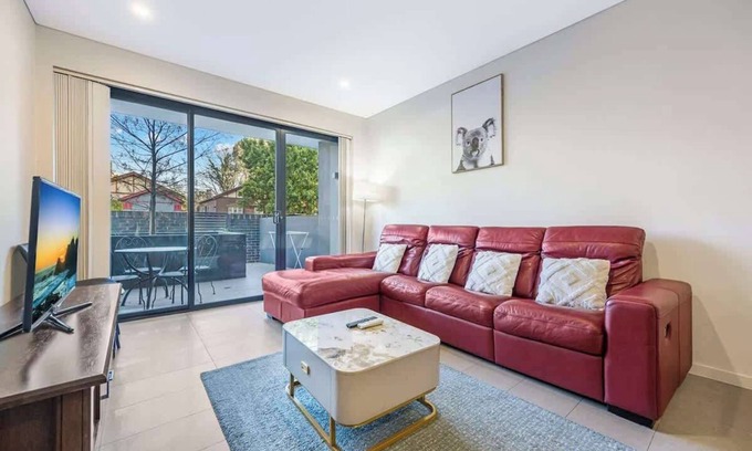 Homebush Apartamento | Comfy 3 bed near DFO, Sydney Olympic Park